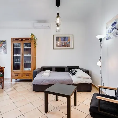 Bbl - Malatesta! 2 Bedrooms *